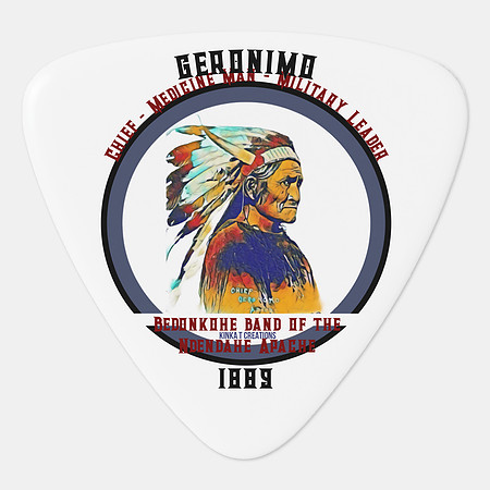 Geronimo: Triangle Guitar Picks