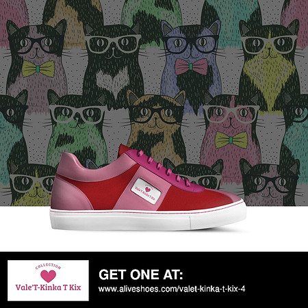 Minimal Low Top Sneakers: Vale'T