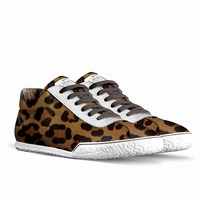 Sporty Low Tops: Levito