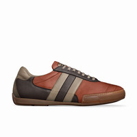 Indoor Soccer Style Striped Shoes: B3AR