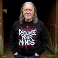 Decolonize Your Minds: Black (ms) - Basic Sweatshirt