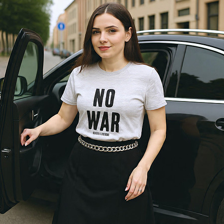 No War: Basic T-Shirt  (Ash)
