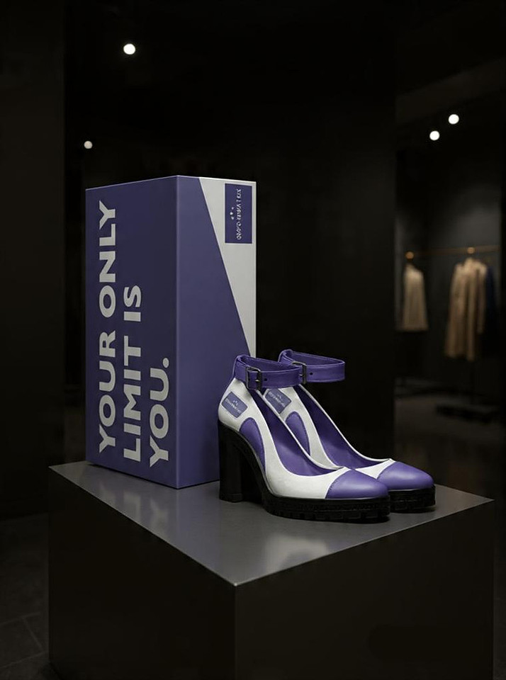 Grapo: Ankle Strap Heels