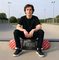 Skateboard: #WOKE Rojo
