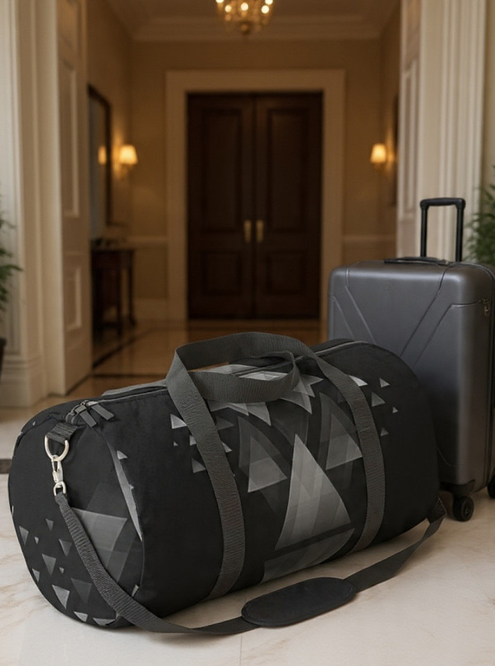 Ahnatayo: Duffle Bag