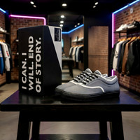 R8RZ: Classic Skater Shoes