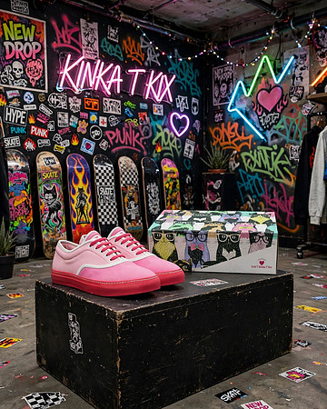 Classic Skater Shoes: Vale'T