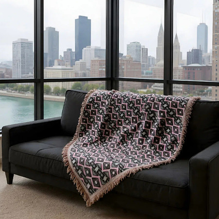 P!nkz: Throw Blanket