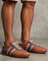 Indoor Soccer Style Striped Shoes: B3AR
