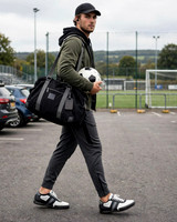 9 R8RZ: Striped Indoor Soccer Style Shoes