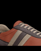 Indoor Soccer Style Striped Shoes: B3AR