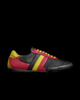 Striped Indoor Soccer Style Shoes: M.G.