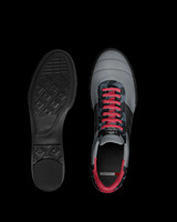7 Myrman: Striped Indoor Soccer Style Shoes