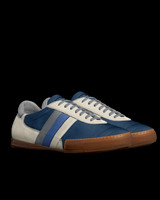 8 Pantha: Striped Indoor Soccer Style Shoes