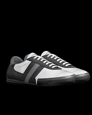 9 R8RZ: Striped Indoor Soccer Style Shoes