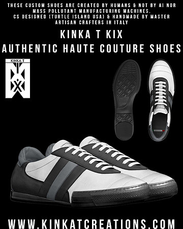 9 R8RZ: Striped Indoor Soccer Style Shoes
