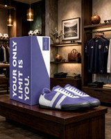 Indoor Soccer Style Striped Shoes: Grapo