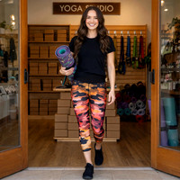 Hand-Sewn High Waisted Capris Leggings: Camoflorange