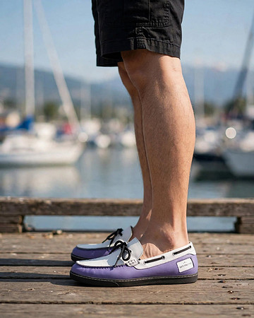 Classic Dockside Shoes: Grapo