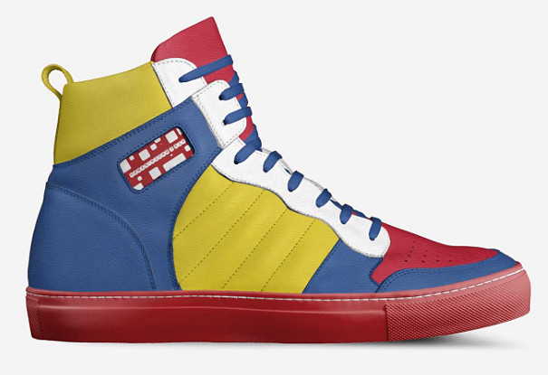 Retro Basketball High Top Shoes (Red): Hawks