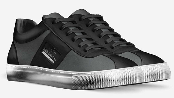 Minimal Low Tops